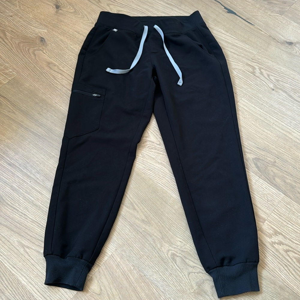FIGS High Waisted Zamora Jogger Scrub Pants™